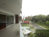 Dpto. 4° Piso con amplia Terraza, Frente al Parque Melitón Porras